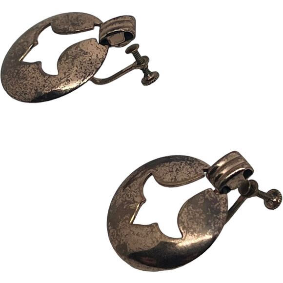 Bronze Clip-On Earrings, Cut-Out Design, Good Condition, 1.25" x 1" - Picture 4 of 7